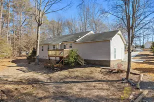 220 Dulcimer Ln, Zebulon, NC 27597 - Photo 8