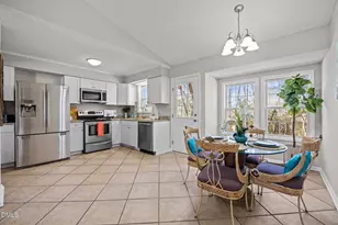 220 Dulcimer Ln, Zebulon, NC 27597 - Photo 22