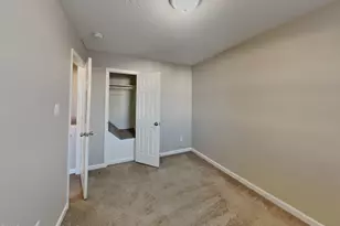 4813 Windbreak Ln, Raleigh, NC 27616 - Photo 12