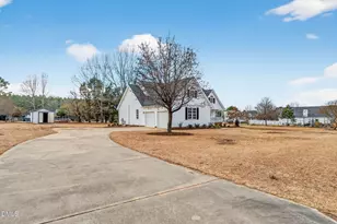 108 Blueberry Ln, Willow Springs, NC 27592 - Photo 4