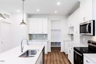 319 Providence Crk Dr, Fuquay Varina, NC 27526 - Photo 10