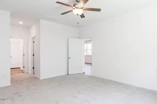 319 Providence Crk Dr, Fuquay Varina, NC 27526 - Photo 18