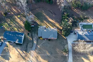 209 Arlington Cir, Sanford, NC 27330 - Photo 46