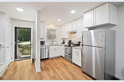 111 Cimmaron Court, Cary, NC 27511 - Photo 6