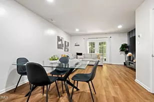 111 Cimmaron Ct, Cary, NC 27511 - Photo 10