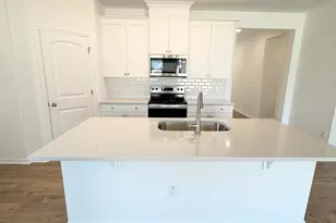 368 Providence Crk Dr, Fuquay Varina, NC 27526 - Photo 4