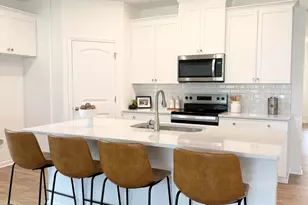 368 Providence Crk Dr, Fuquay Varina, NC 27526 - Photo 2