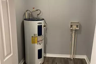 1436 Powell St, Fayetteville, NC 28306 - Photo 8