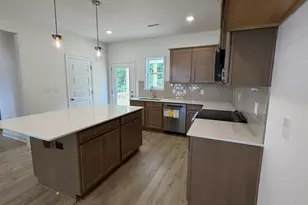 69 Zambezi Ct, Zebulon, NC 27597 - Photo 4
