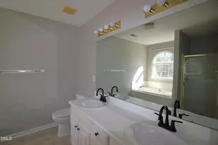 8108 Owenston Ct, Raleigh, NC 27612 - Photo 18