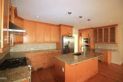 222 Wilmot Drive, Raleigh, NC 27606 - Photo 8