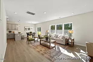 125 S Buggy Dr, Benson, NC 27504 - Photo 2