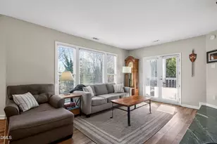 1000 Brighthurst Dr, Raleigh, NC 27605 - Photo 20