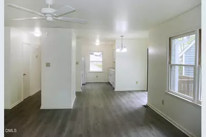 118 S Peak Drive, Carrboro, NC 27510 - Photo 4
