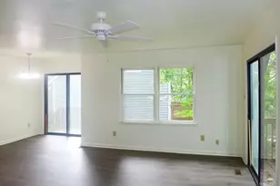 118 S Peak Dr, Carrboro, NC 27510 - Photo 6