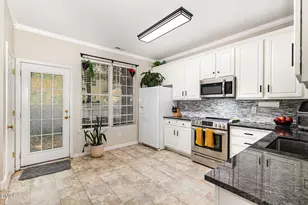 5747 Corbon Crest Ln, Raleigh, NC 27612 - Photo 8