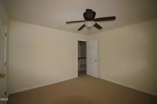 510 Warlick Green Ln, Cary, NC 27519 - Photo 24