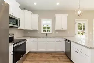 705 E Spruce St, Goldsboro, NC 27530 - Photo 6