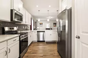 252 Shooting Star Ln, Clayton, NC 27520 - Photo 8