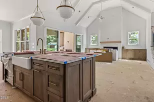 621 Duke Dr, Raleigh, NC 27609 - Photo 16