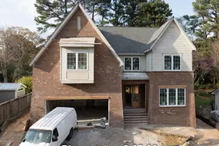 621 Duke Dr, Raleigh, NC 27609 - Photo 1