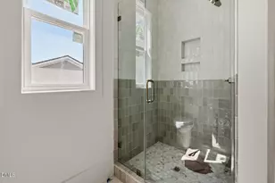 621 Duke Dr, Raleigh, NC 27609 - Photo 12