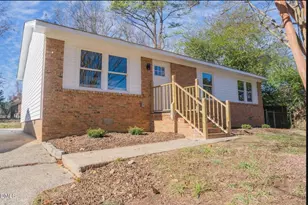 2204 Emerson Pl, Durham, NC 27707 - Photo 2