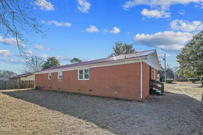 1034 Crayton Circle, Fayetteville, NC 28314 - Photo 32