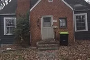 210 Zollicoffer Ave, Henderson, NC 27536 - Photo 2