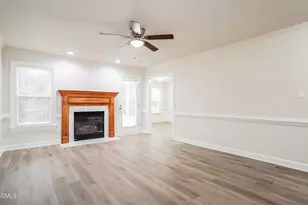 2120 Colorwood Ct, Fuquay Varina, NC 27526 - Photo 2