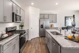 204 Lightfoot Ln, Hillsborough, NC 27278 - Photo 8