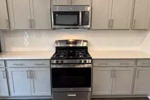 520 Venetian Dr, Sanford, NC 27330 - Photo 10