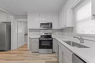203 S Pender St, Fremont, NC 27830 - Photo 26