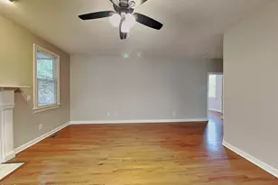 10301 Sorrills Creek Ln, Raleigh, NC 27614 - Photo 2