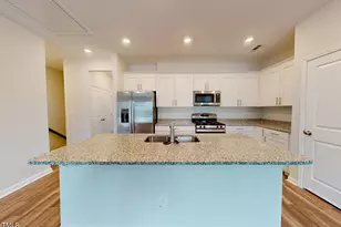 129 Lemon Leaf Rd, Holly Springs, NC 27540 - Photo 2