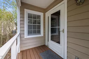 34 Clover Dr, Chapel Hill, NC 27517 - Photo 4