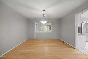 34 Clover Dr, Chapel Hill, NC 27517 - Photo 8