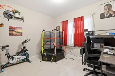 111 Oak Street, Selma, NC 27576 - Photo 18