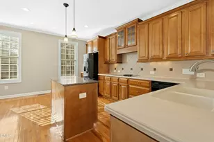 309 Bridgegate Dr, Cary, NC 27519 - Photo 18