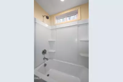 702 N Ivey Avenue, Siler City, NC 27344 - Photo 8