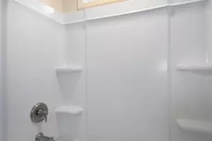 702 N Ivey Ave, Siler City, NC 27344 - Photo 8