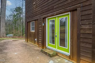 702 N Ivey Ave, Siler City, NC 27344 - Photo 22