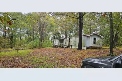 1712 Cleghorn Circle, Hope Mills, NC 28348 - Photo 2