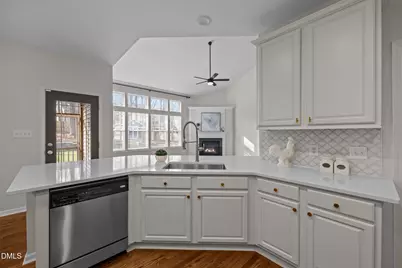 9117 Linslade Way, Wake Forest, NC 27587 - Photo 2