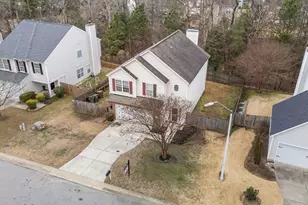 112 Trevor Ridge Dr, Holly Springs, NC 27540 - Photo 6