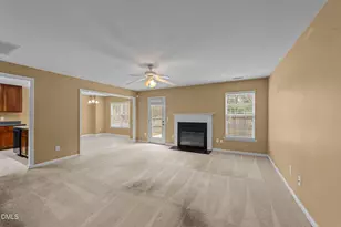 112 Trevor Ridge Dr, Holly Springs, NC 27540 - Photo 12