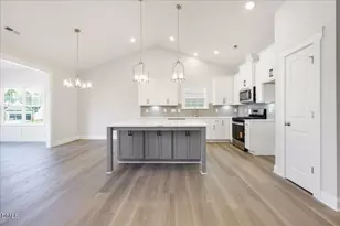 1106 Nantucket Dr, Mebane, NC 27302 - Photo 14