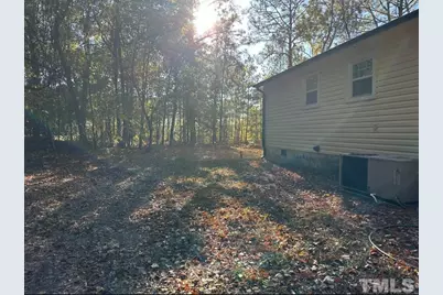 558 Horseshoe Road, Fayetteville, NC 28303 - Photo 6