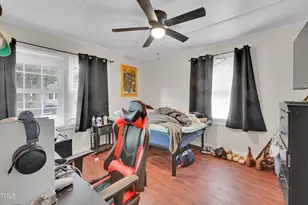 404 S Ash St, Greenville, NC 27858 - Photo 10