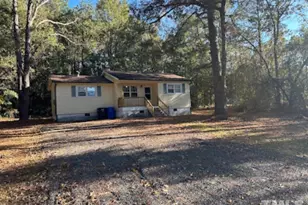 558 Horseshoe Rd, Fayetteville, NC 28303 - Photo 2
